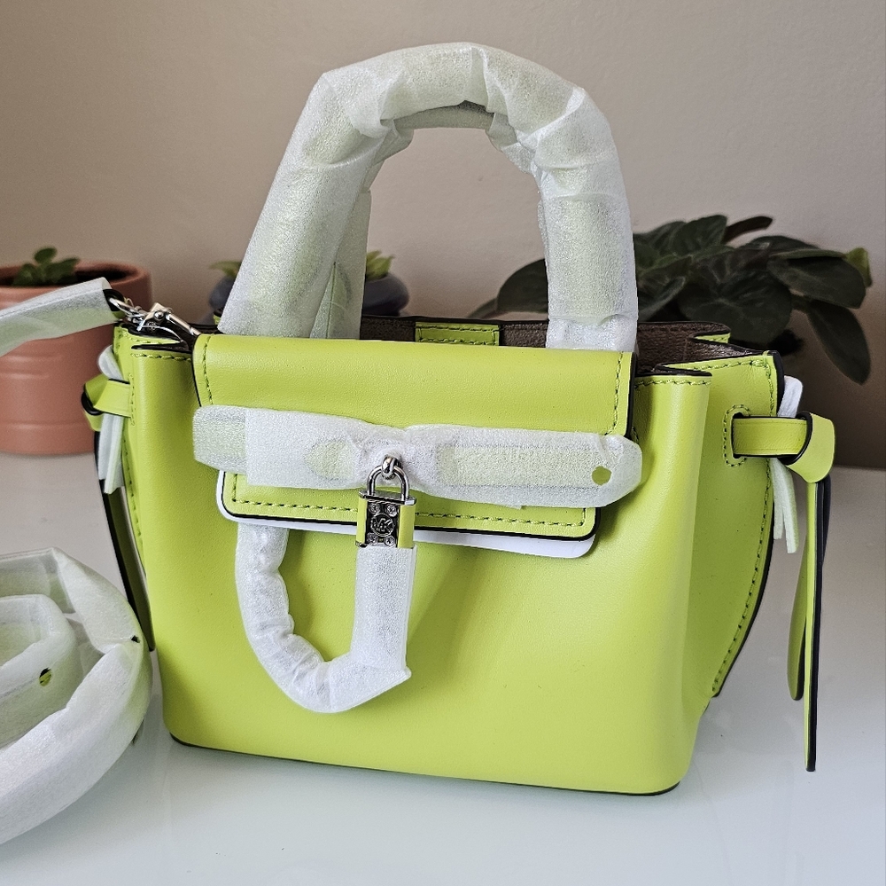 Michael Kors Hamilton Small Lime Cross Body Bag - Picture 5 of 16
